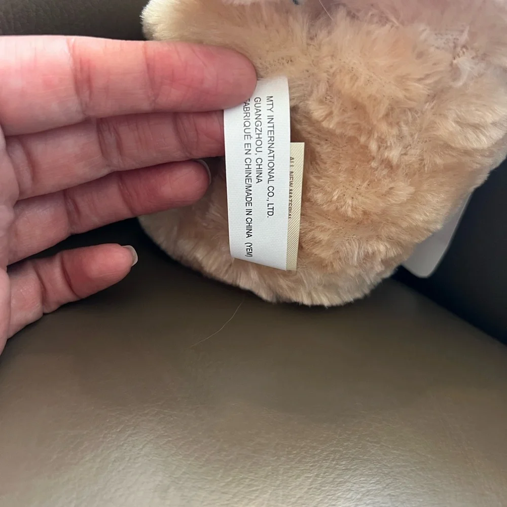 Plush Dog 🐶 #1 MOM Plush - Tan and White
